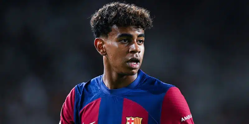Lamine Yamal rèn luyện từ nhỏ tại lò La Masia.